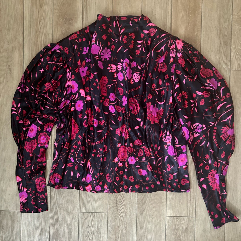 NWT Sabina Musayev Black and Pink Floral Blouse